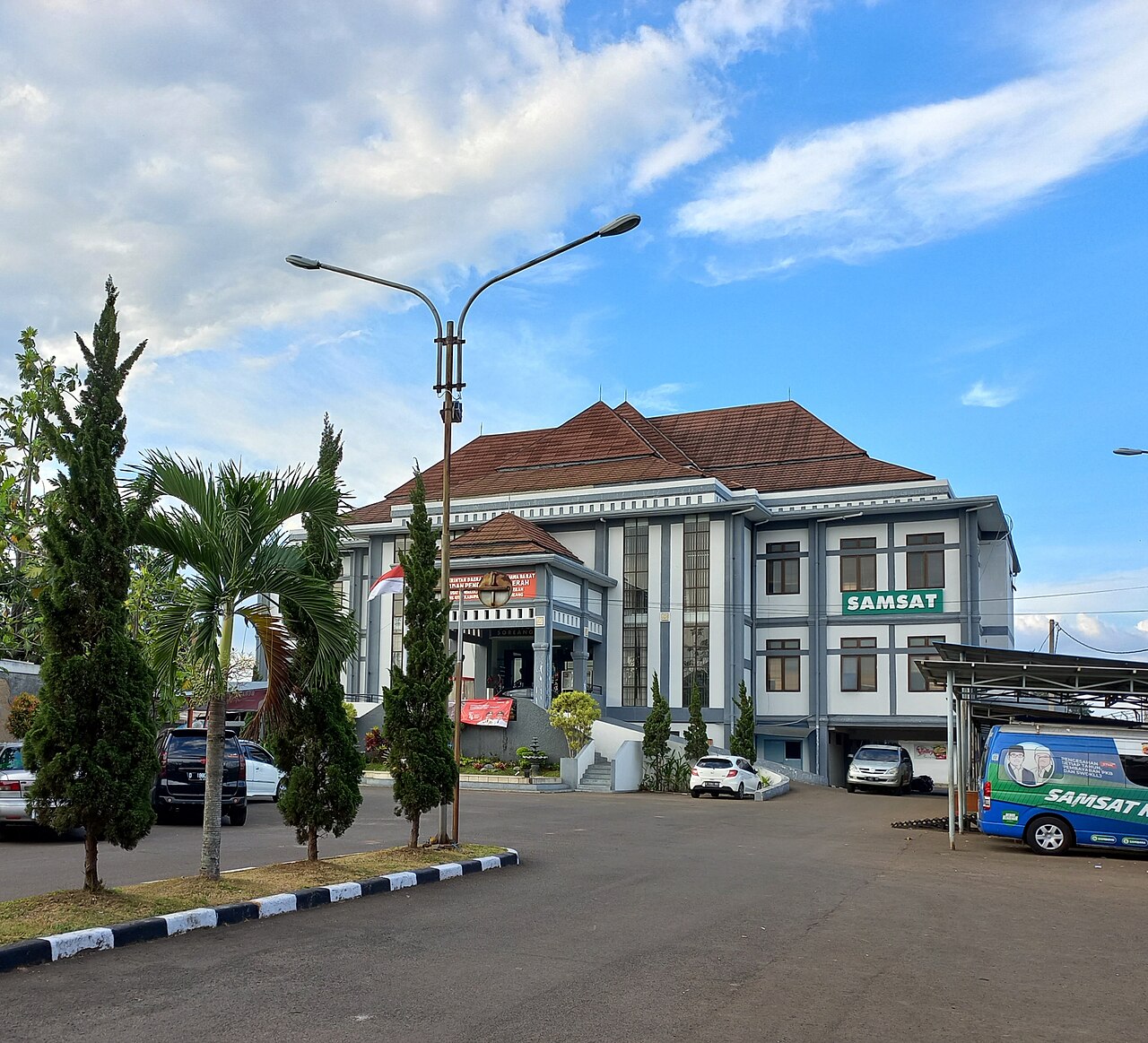 EV taxes and incentives in Indonesia in 2026: what buyers now pay